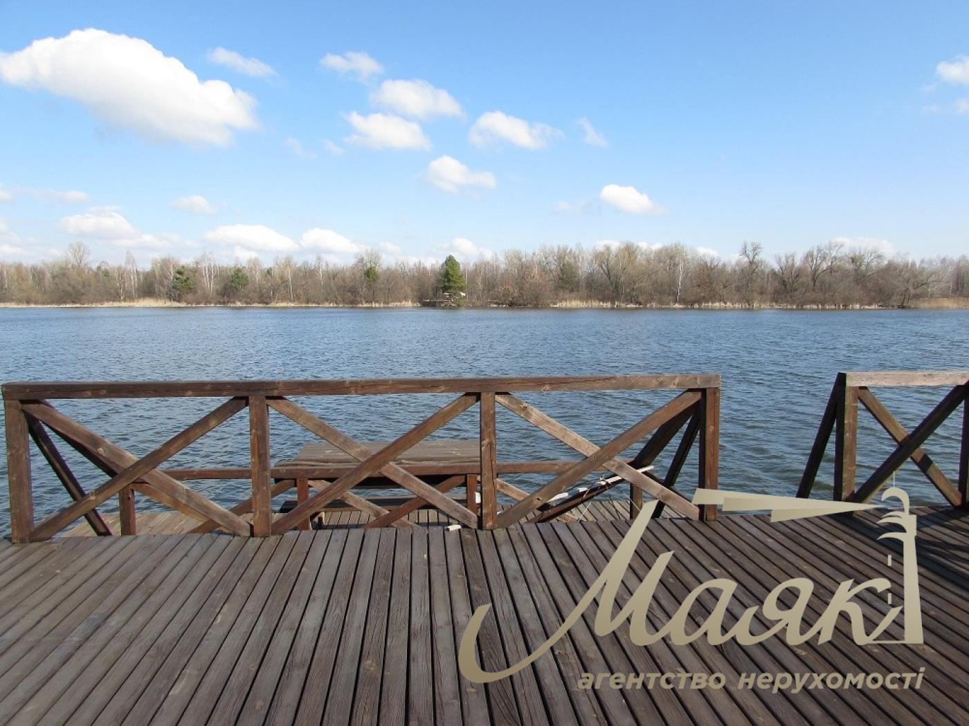 Оренда будинку 300м2 біля води СМТ Козин, Обухівський напрямок, Київська область