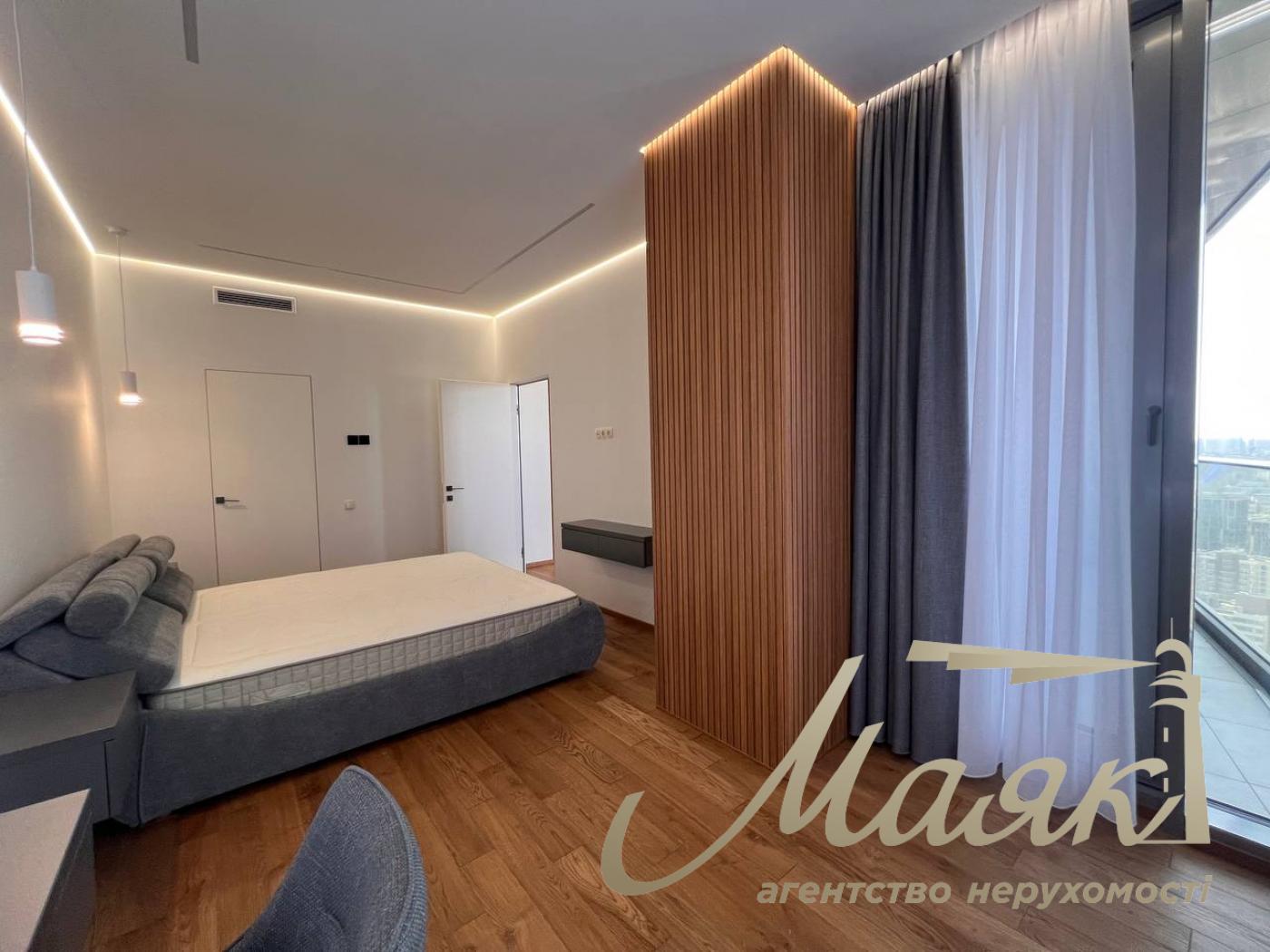 Sale of a 1-room apartment with a view, 63 m3 in the Taryan Towers residential complex