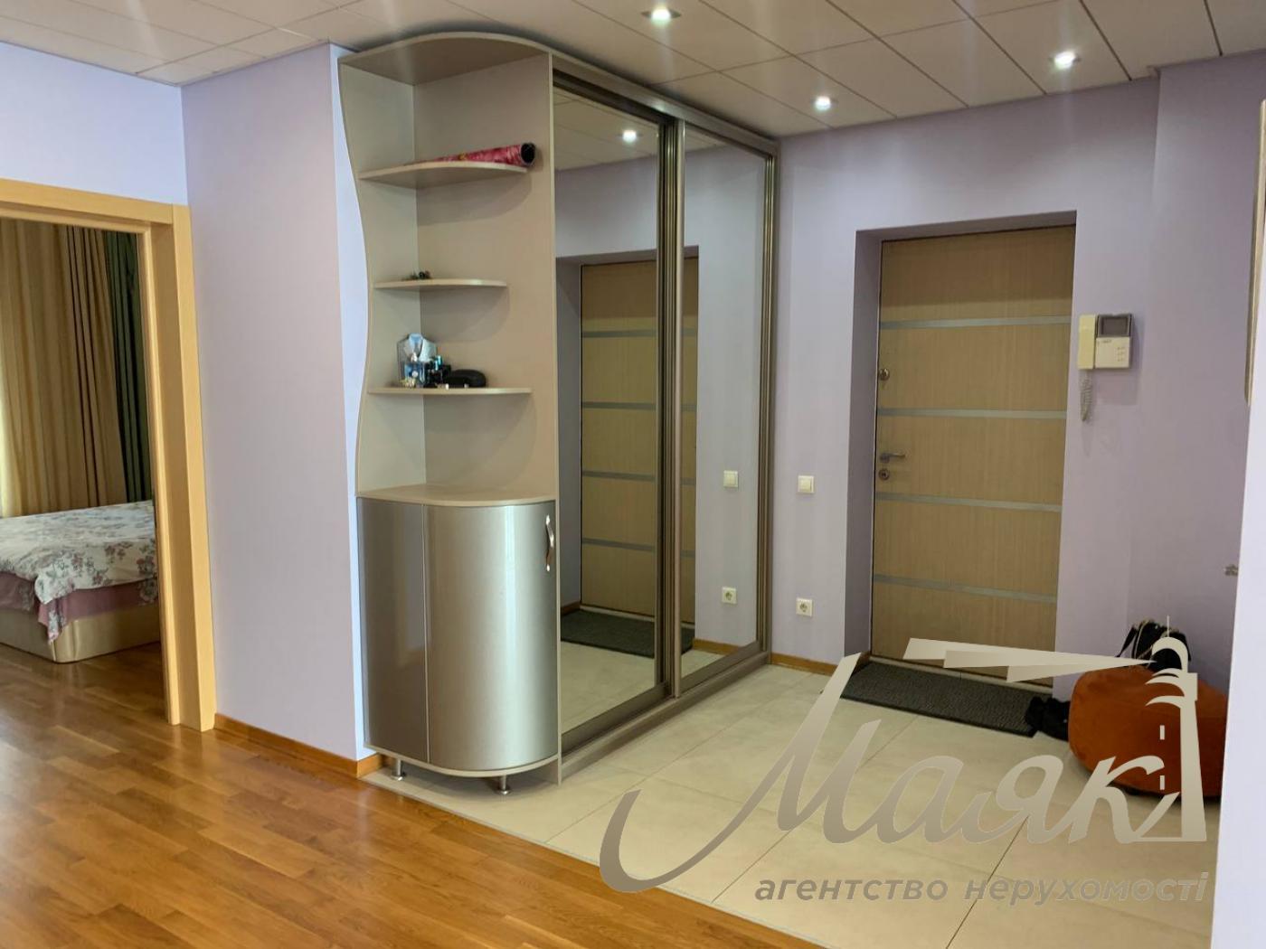 Продаж 3к видової квартири ЖК Рів'єра Ріверсайд, Лівобережна