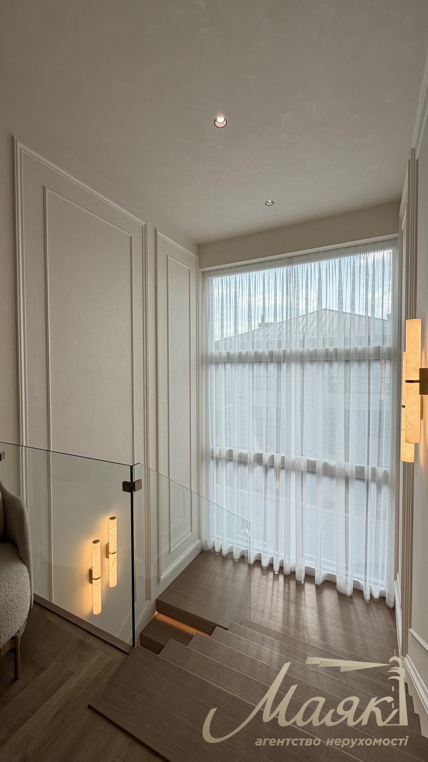 Продаж 2-х поверхового будинку 246м2, Ходосівка