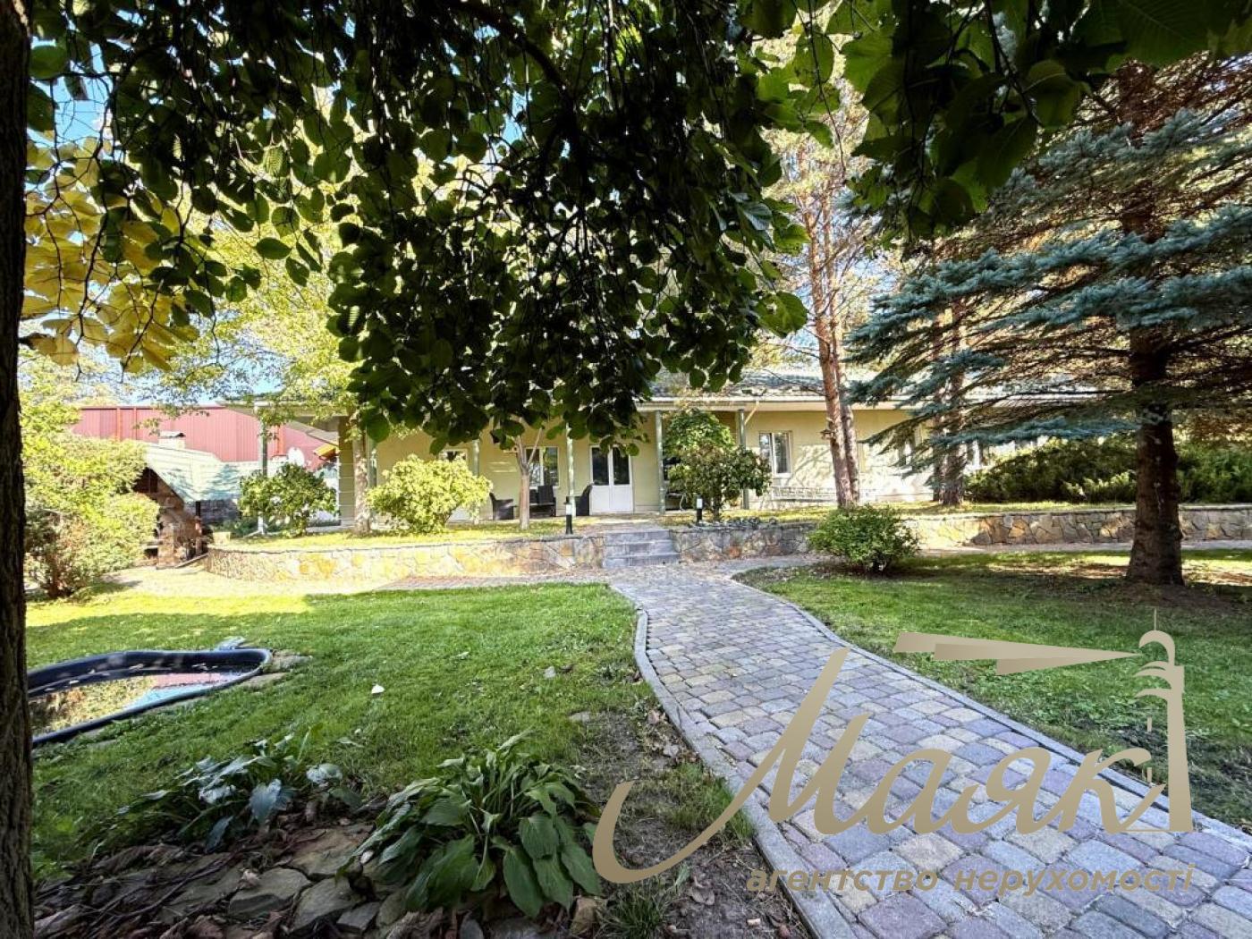 Оренда 2-х поверхового будинку 340м2, Козин