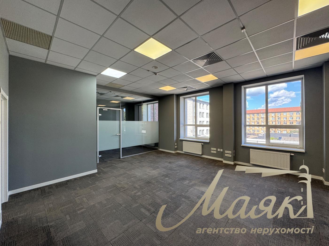 Аренда офиса 353 м2 в БЦ "B" класса, Дорогожичи, большая парковка