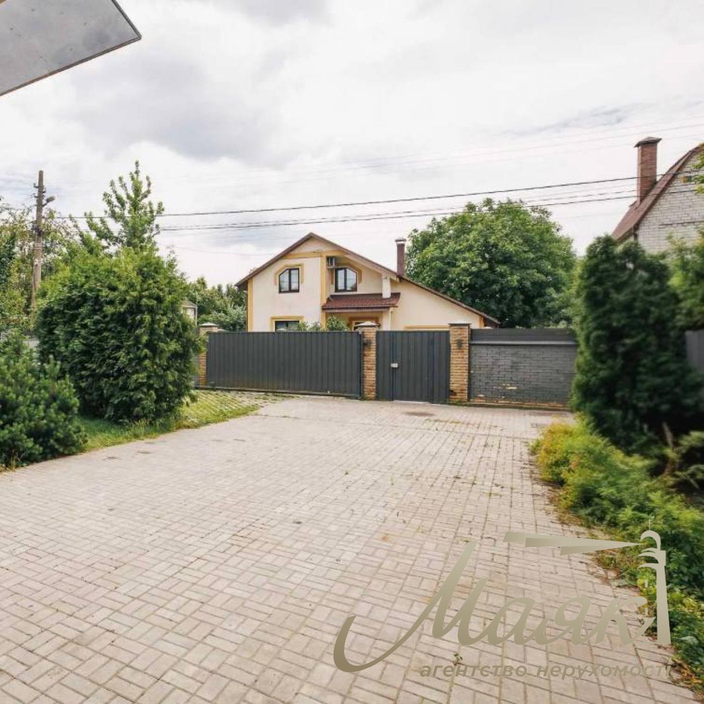 Оренда будинку на Осокорках 415 м2