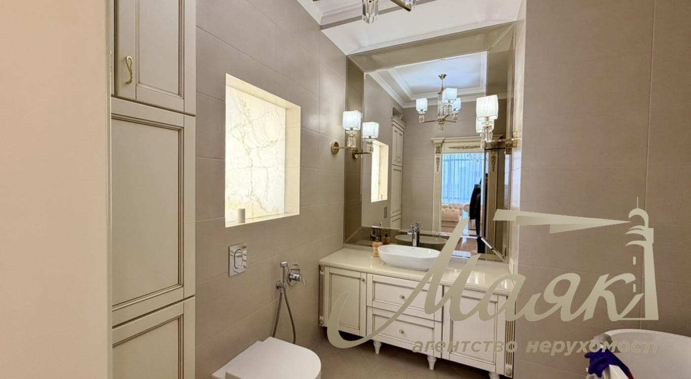 Продаж 3 кімнатної квартири в ЖК Park Avenue VIP