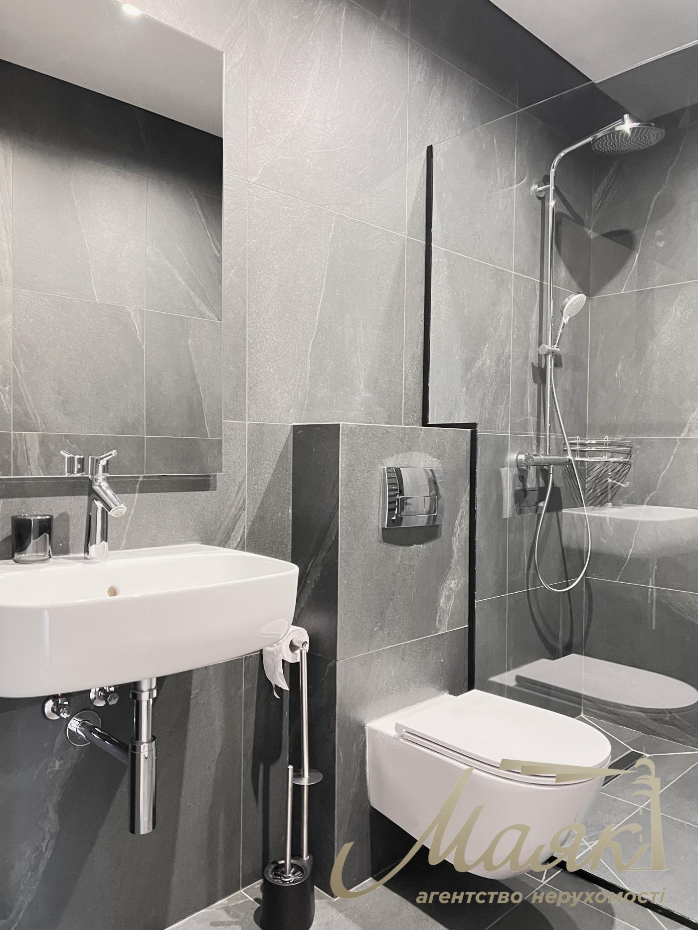 Rent 2-storey house 157m2, Goloseevsky district