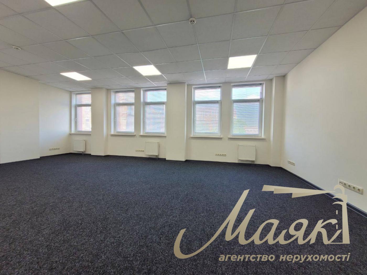 Office for rent 340m2 on Podol, Spasskaya street, 5, Kiev