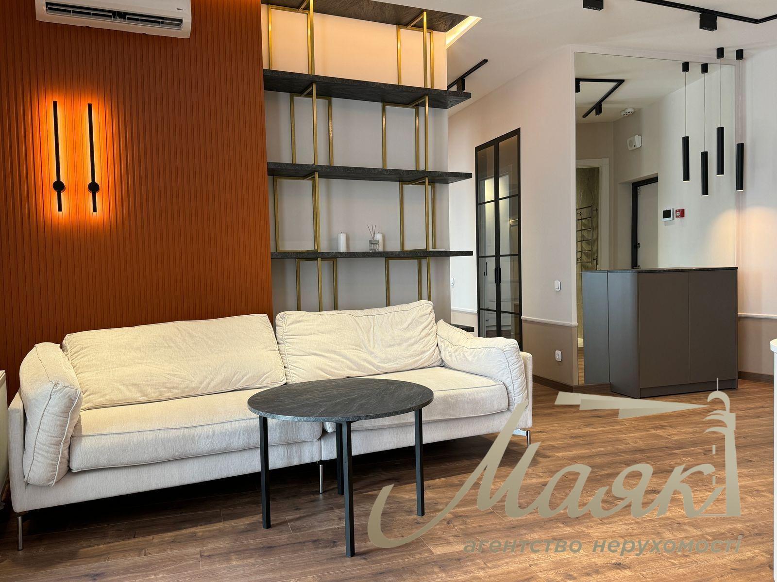 Оренда 4-х кімнтаної квартири в ЖК Busov Hill, Звіринецька.