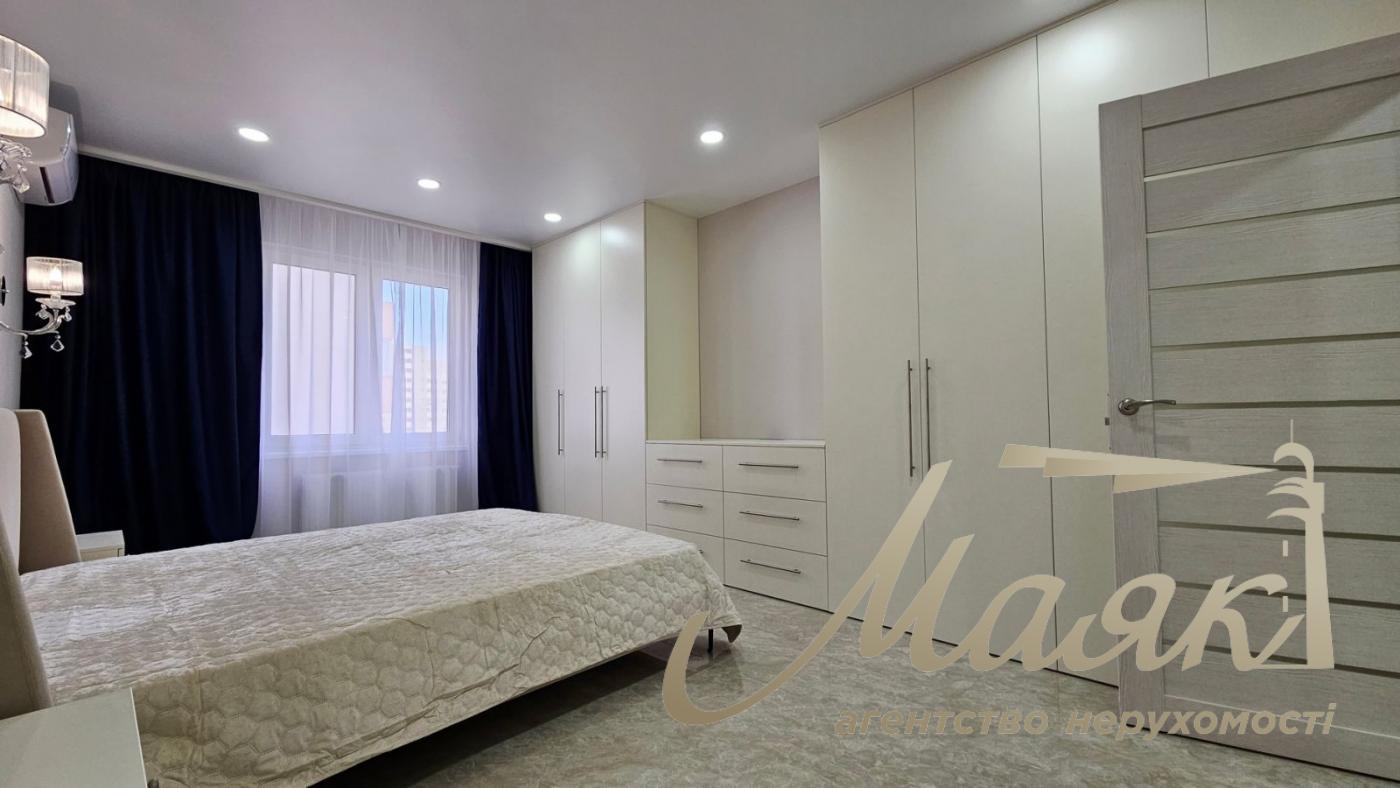 Аренда 3-х комнатной квартиры в ЖК Навигатор.