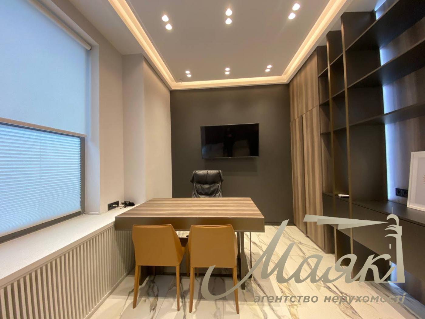 Оренда мебльованого офісу в ЖК RiverStone, Дніпровська набережна.