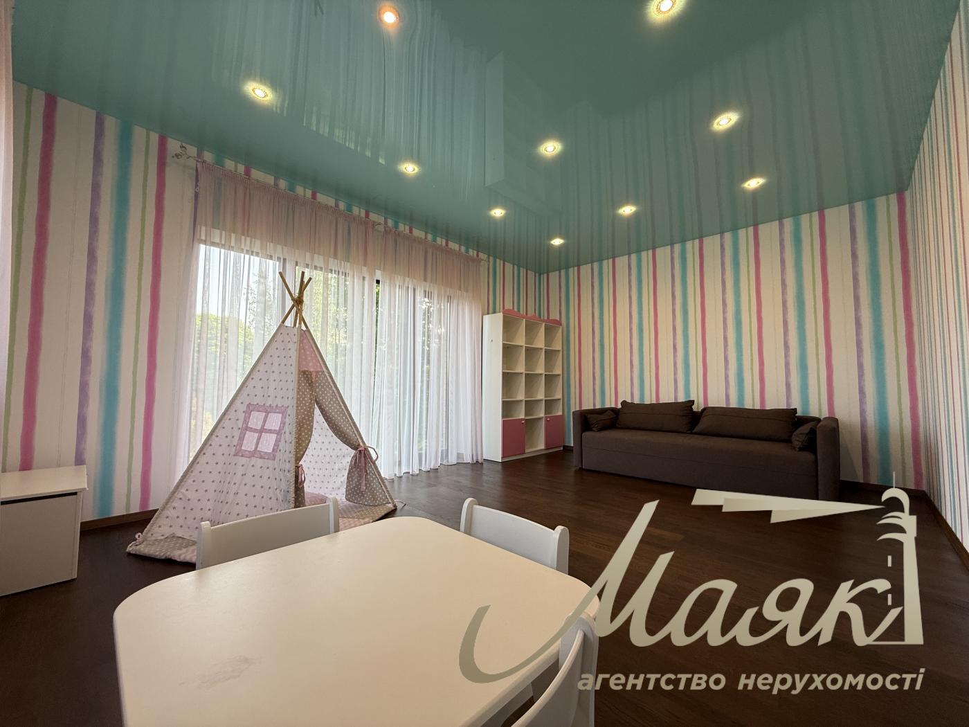 Оренда будинку 400 кв.м з тенісним кортом, великою зеленою територією | Бориспільський район| с.Гора