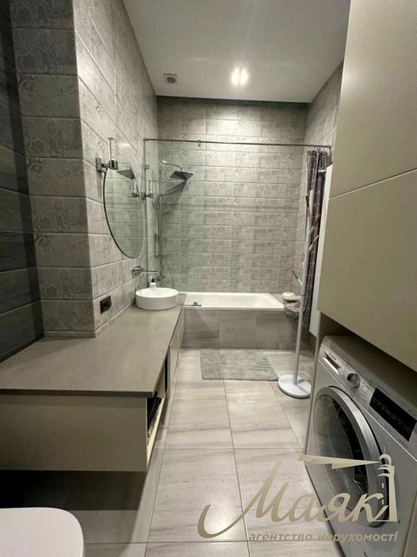 Оренда 2-кімнатної квартири, 90 м², вул. Архітектора Городецького