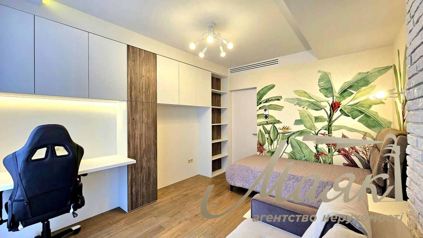 Продажа 3-комнатной квартиры 108м2 у ЖК Французский квартал-2, Печерский район.