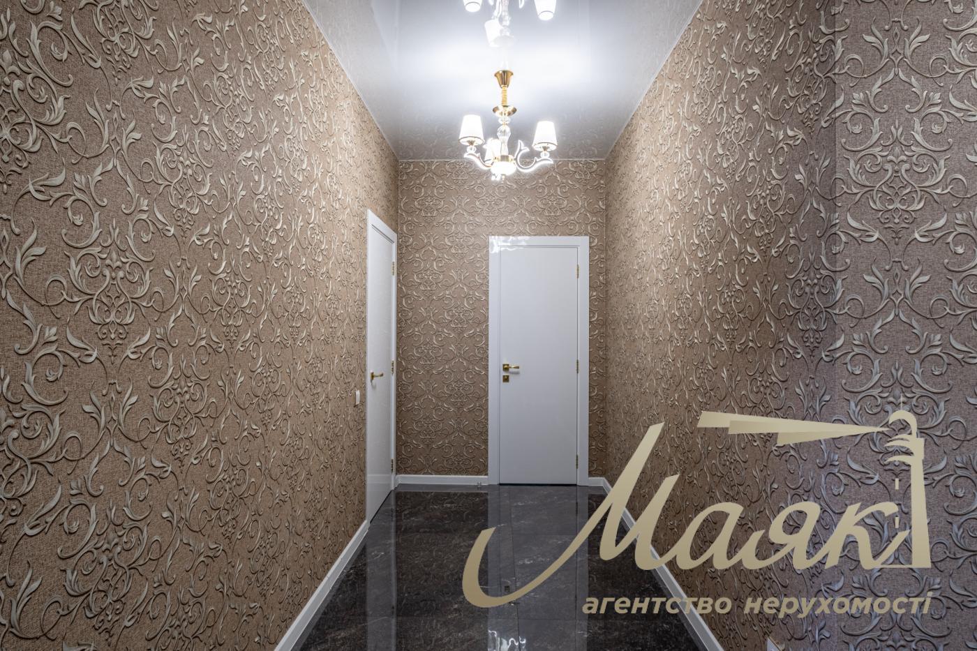 Продажа одноэтажного дома 182.6 м2 в с. Погребы, ул. Пасиченка, Киевская обл, Броварский р-н.