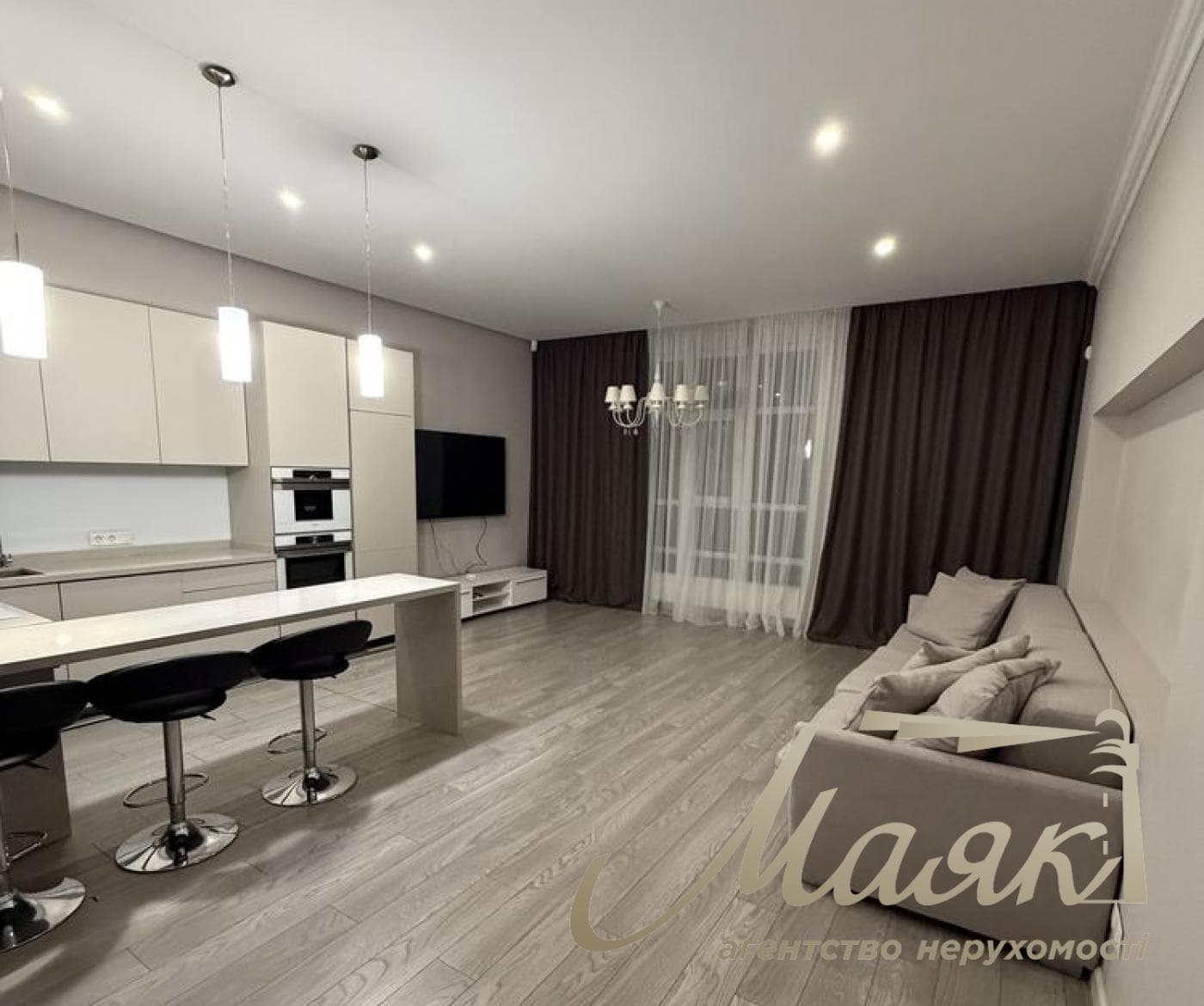 Продаж 4-кімнатної квартири площею 125 м² у ЖК «Французький квартал»