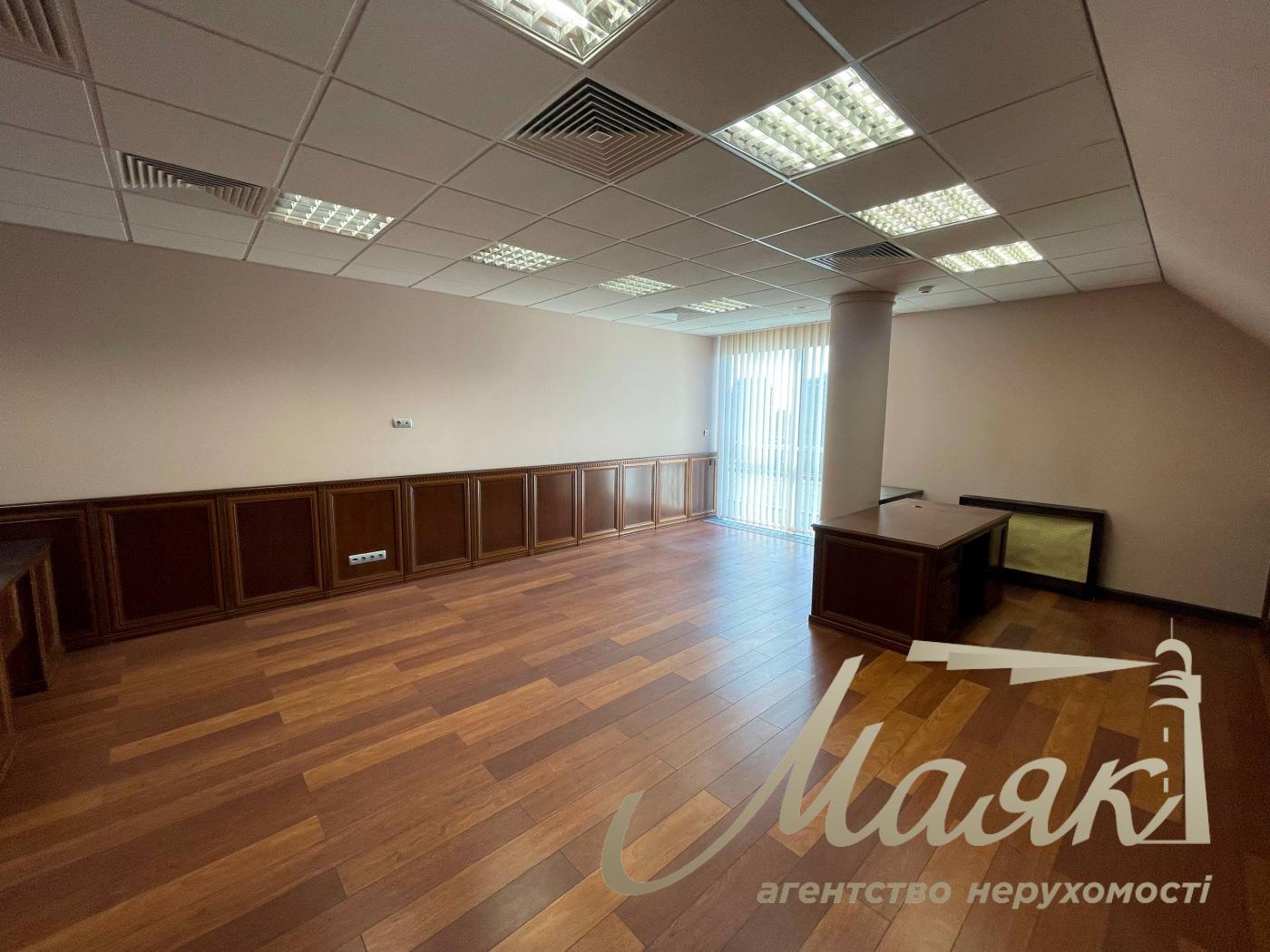 Оренда офісу 170м2 БЦ Сапфір, Хрестовий провулок 2 . Печерський район