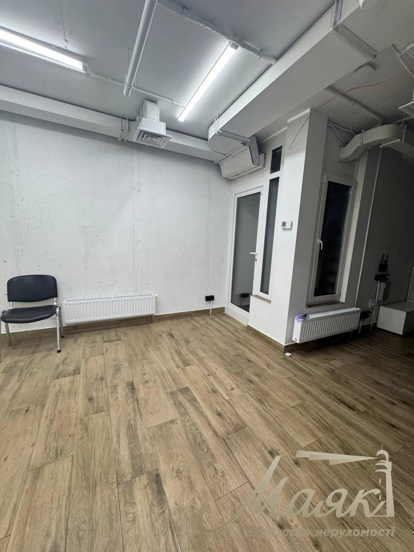 Commercial rent of 90m2, Residential Complex Seven.