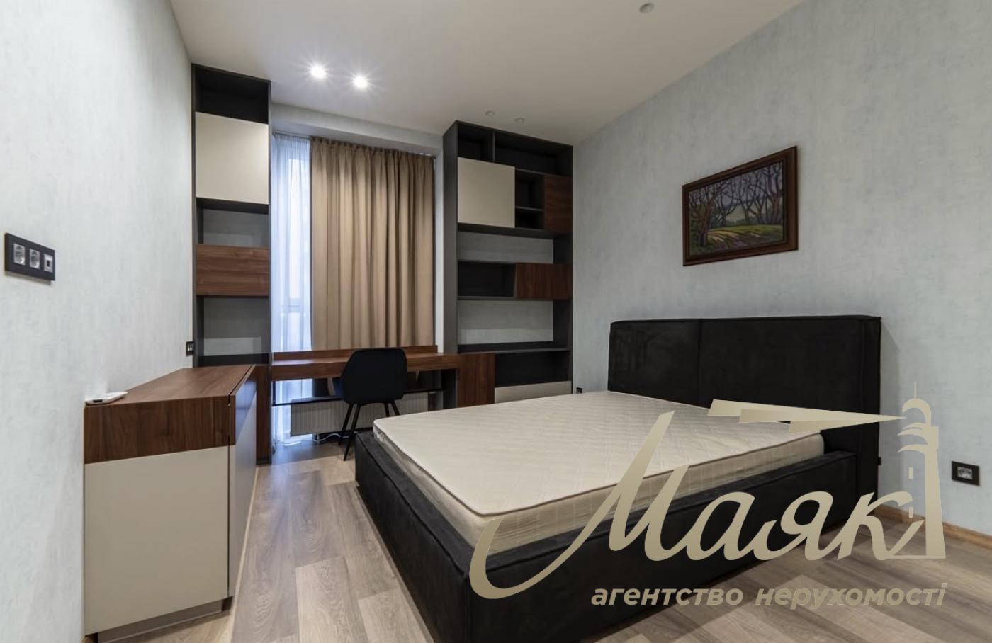 Продаж квартири 180 м² в ЖК "Новопечерські Липки" Печерськ