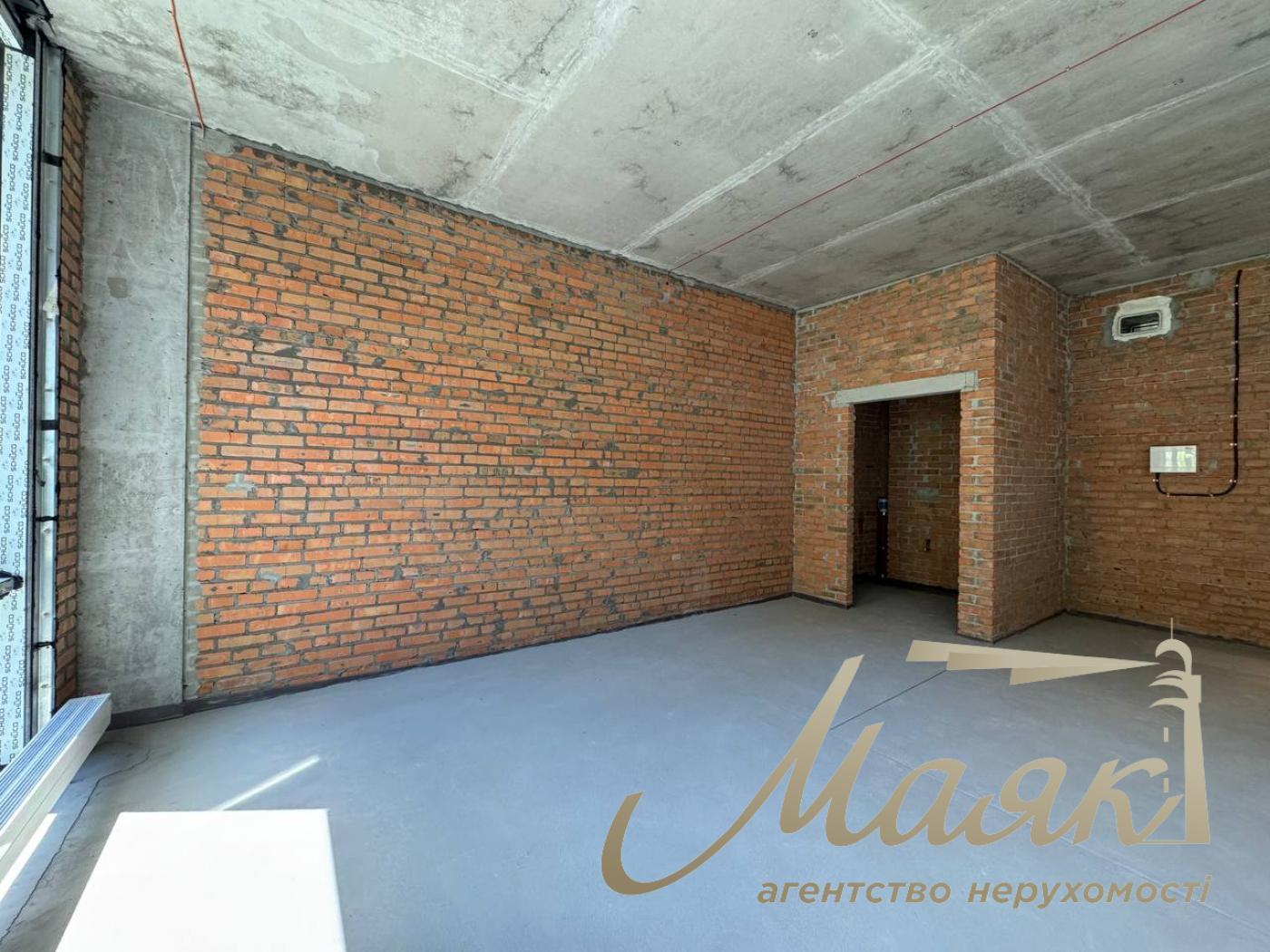 Оренда фасадного 110м2 приміщення ЖК Трініті вул. Тютюнника, 39/2