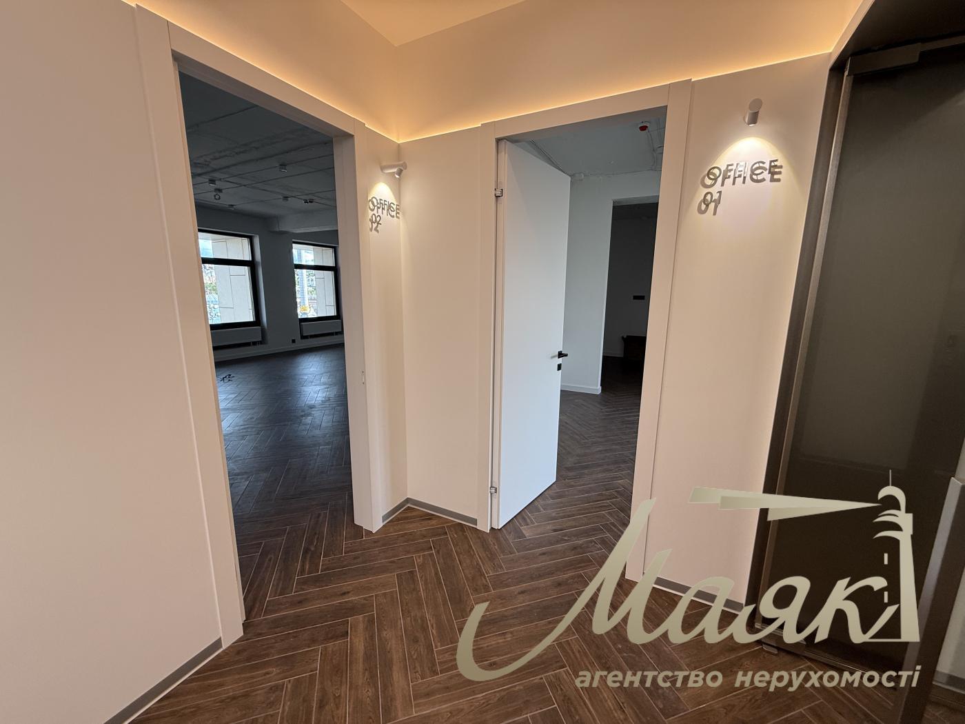 Оренда / Офіс / вул. Хрещатик, Центр, Київ