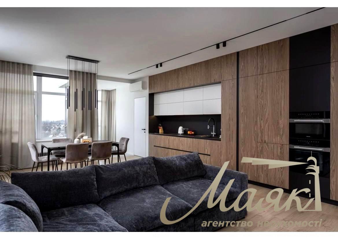 For sale 3-bedroom apartment in LCD "Novopecherskie Lipki", Verkhoglyada street (Dragomirov)