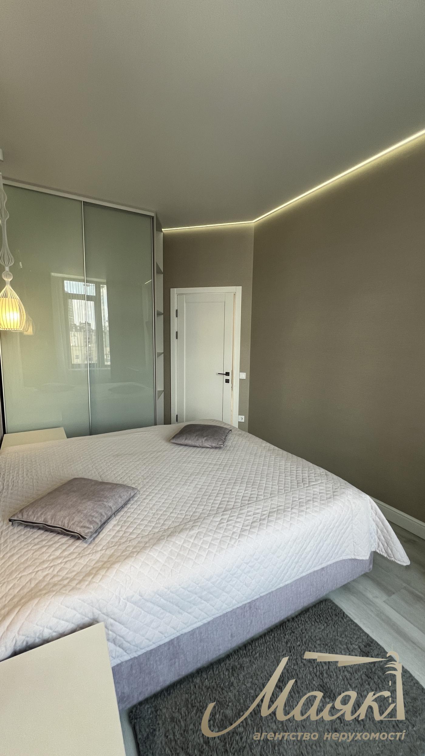 Rent 3k apartment 85m2 in elite residential complex Tetris Hall