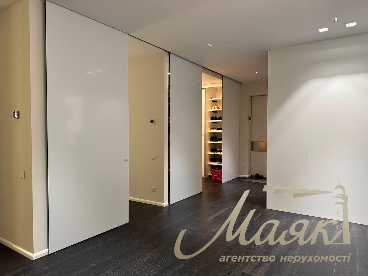 Продаж пентхауса 262 м2 у престижному ЖК Новопечерские Липки, ул. Драгомирова/Верхогляда, Печерский район, Киев