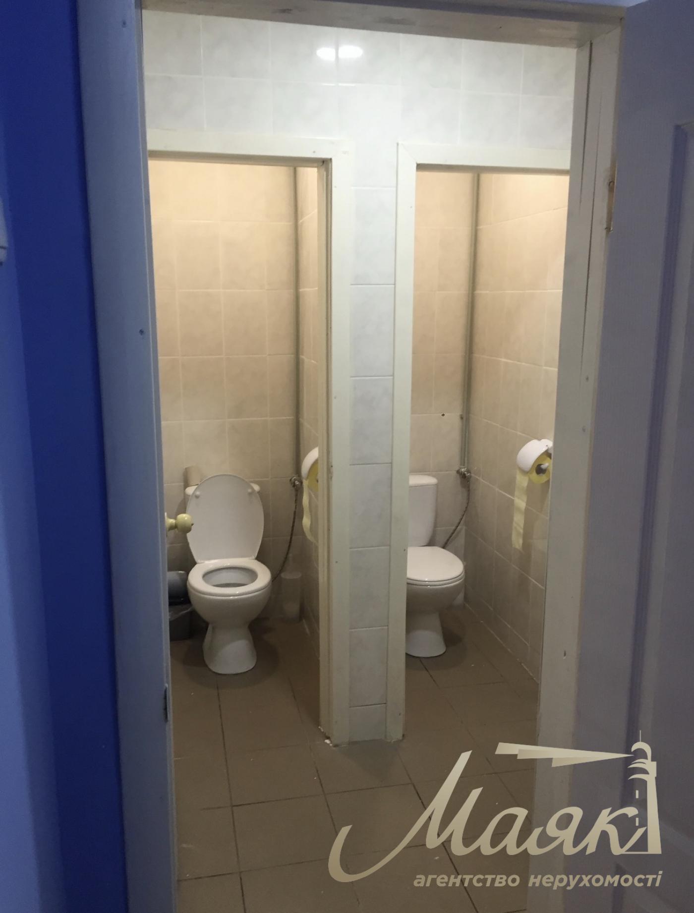 Оренда окремо розташованого спортивного комплексу Видубичі Під Дарницьким мостом