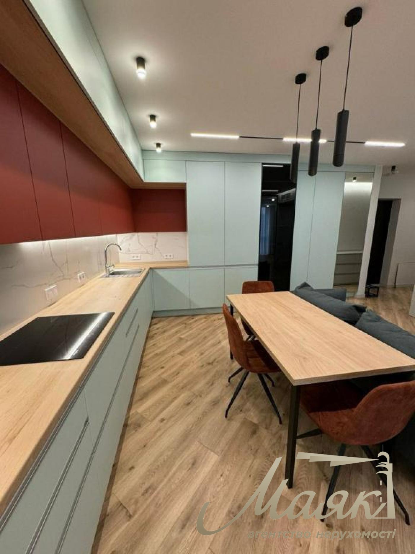 Оренда 4-х кімнатної квартири, 86 м2 ЖК Французький квартал 2 Маккейна Предславинська