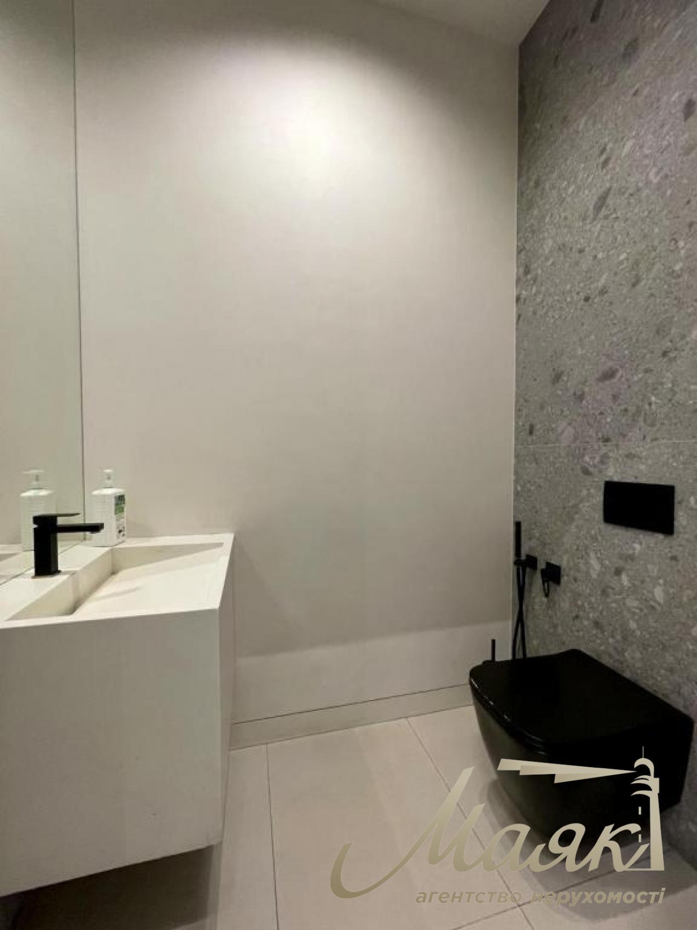 Оренда комерційного приміщення 267 м.кв ЖК Нова Англія