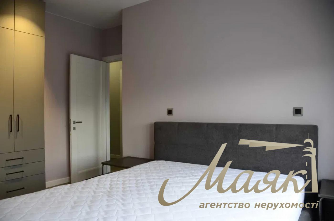 Sale of 2-room apartment, 70m2, residential complex Seven