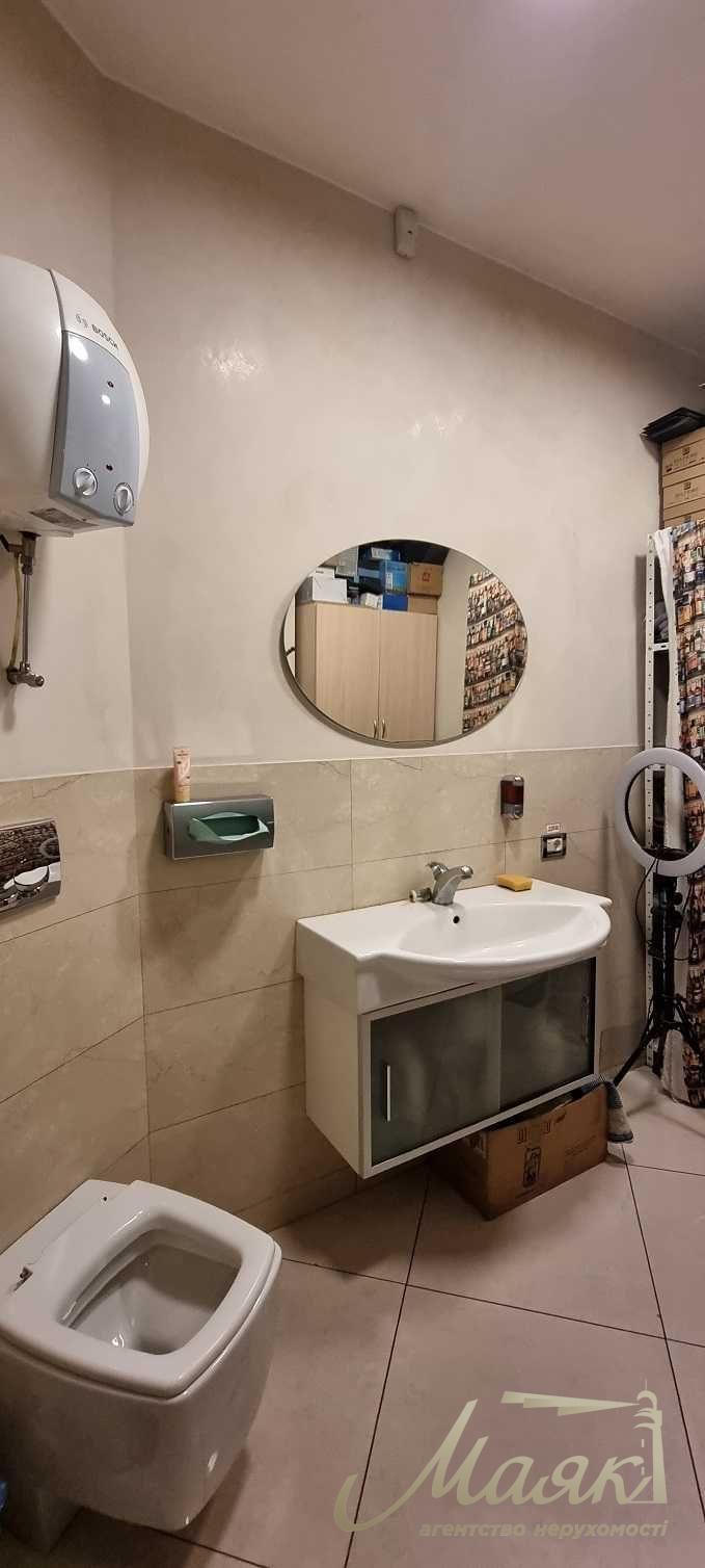 Office for rent 80m2, Knyazey Ostrozhskikh st. 46/2.