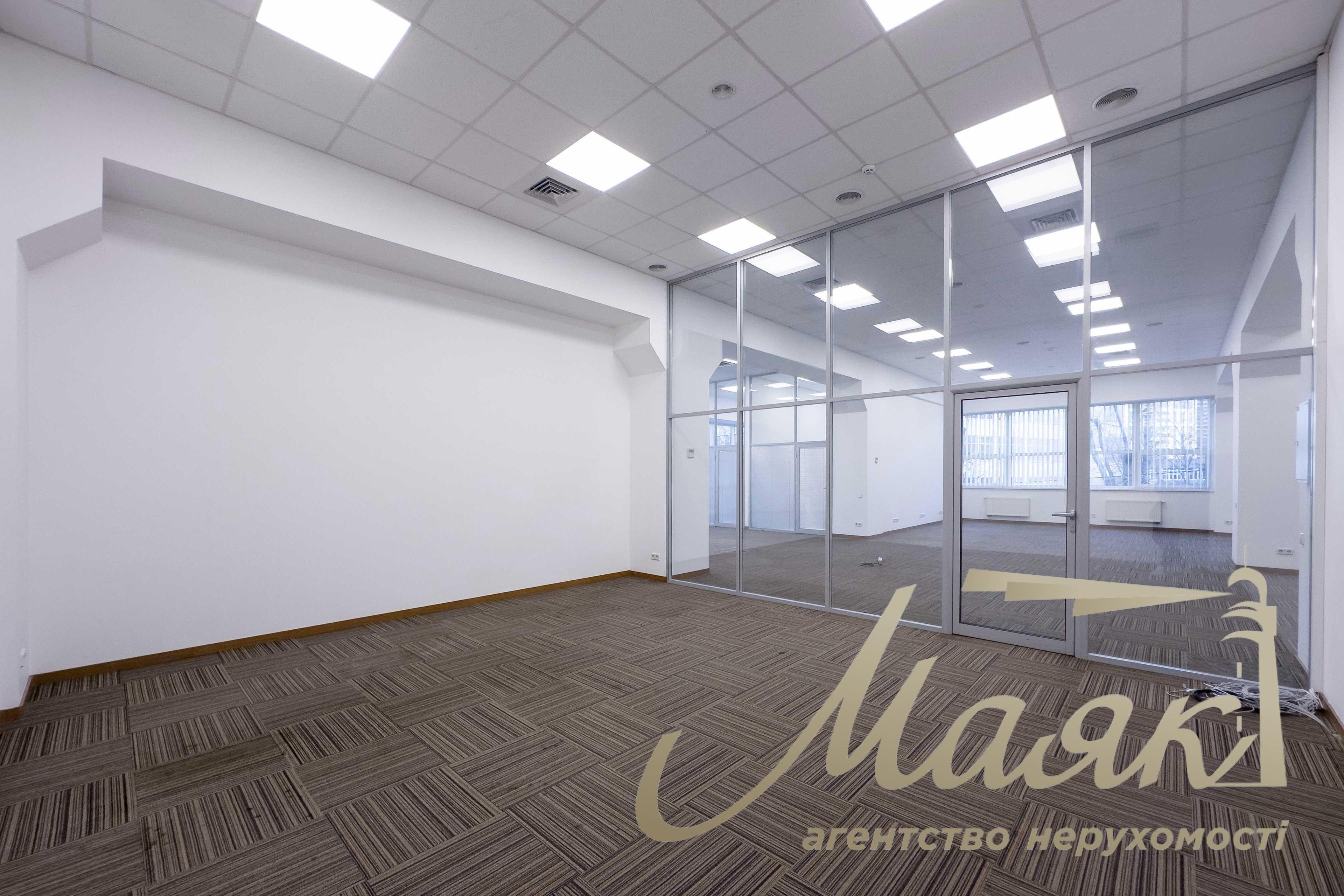 Office for rent 300 m2 in BC Victoria Park, Maksimovicha street, Vasilkivska metro station