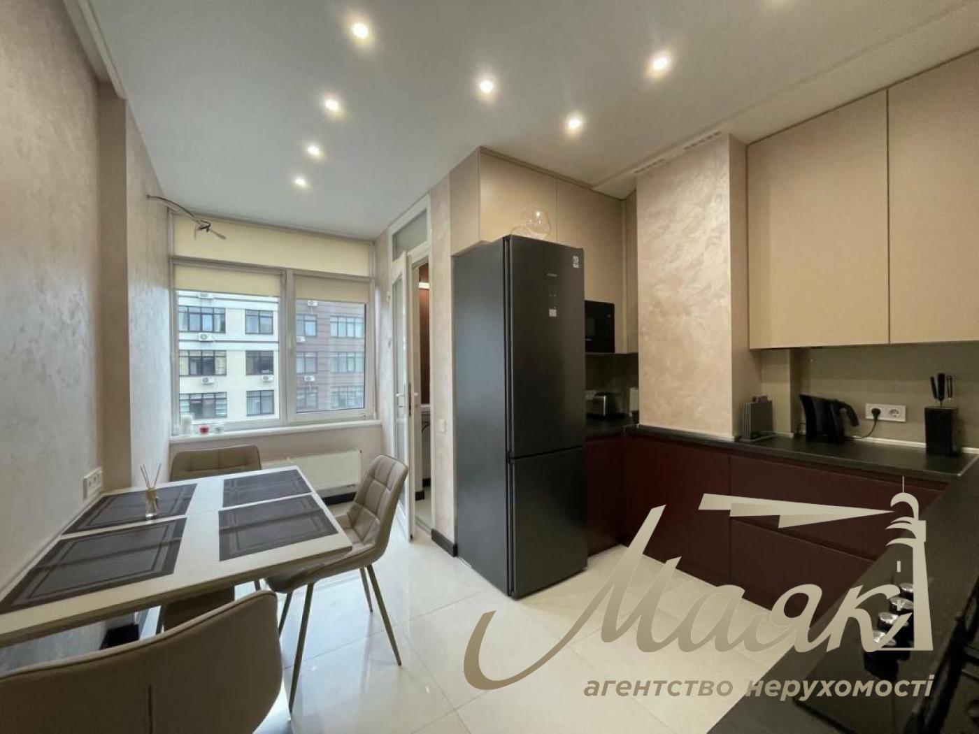Sale of 2-room apartment 60m2 in residential complex Parkland, Yunosheskaya st. 17, Goloseevsky district, Kyiv.