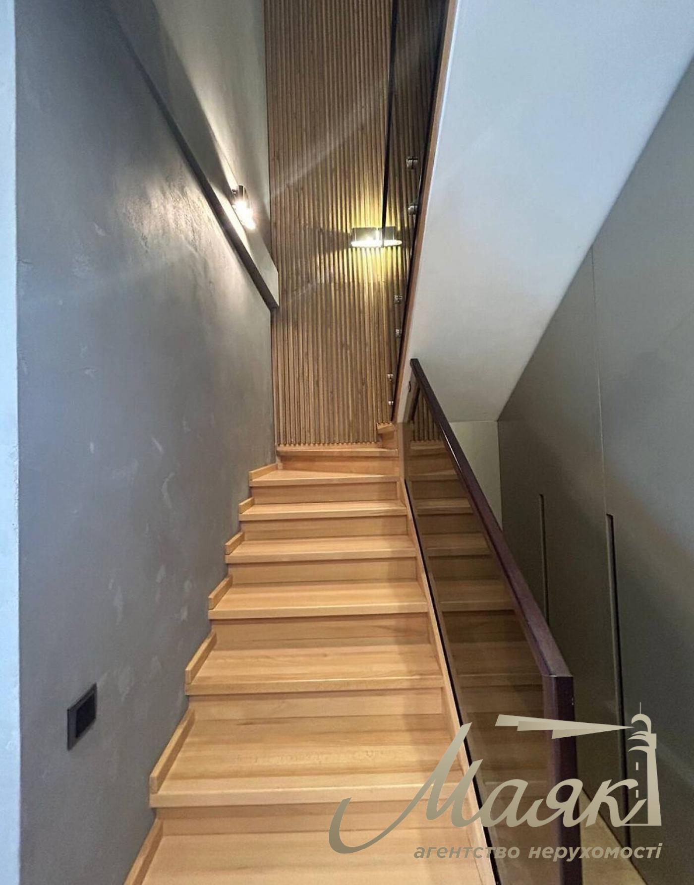 Rent duplex apartment 96m2 LCD Zarechny on Osokorskaya street 2A