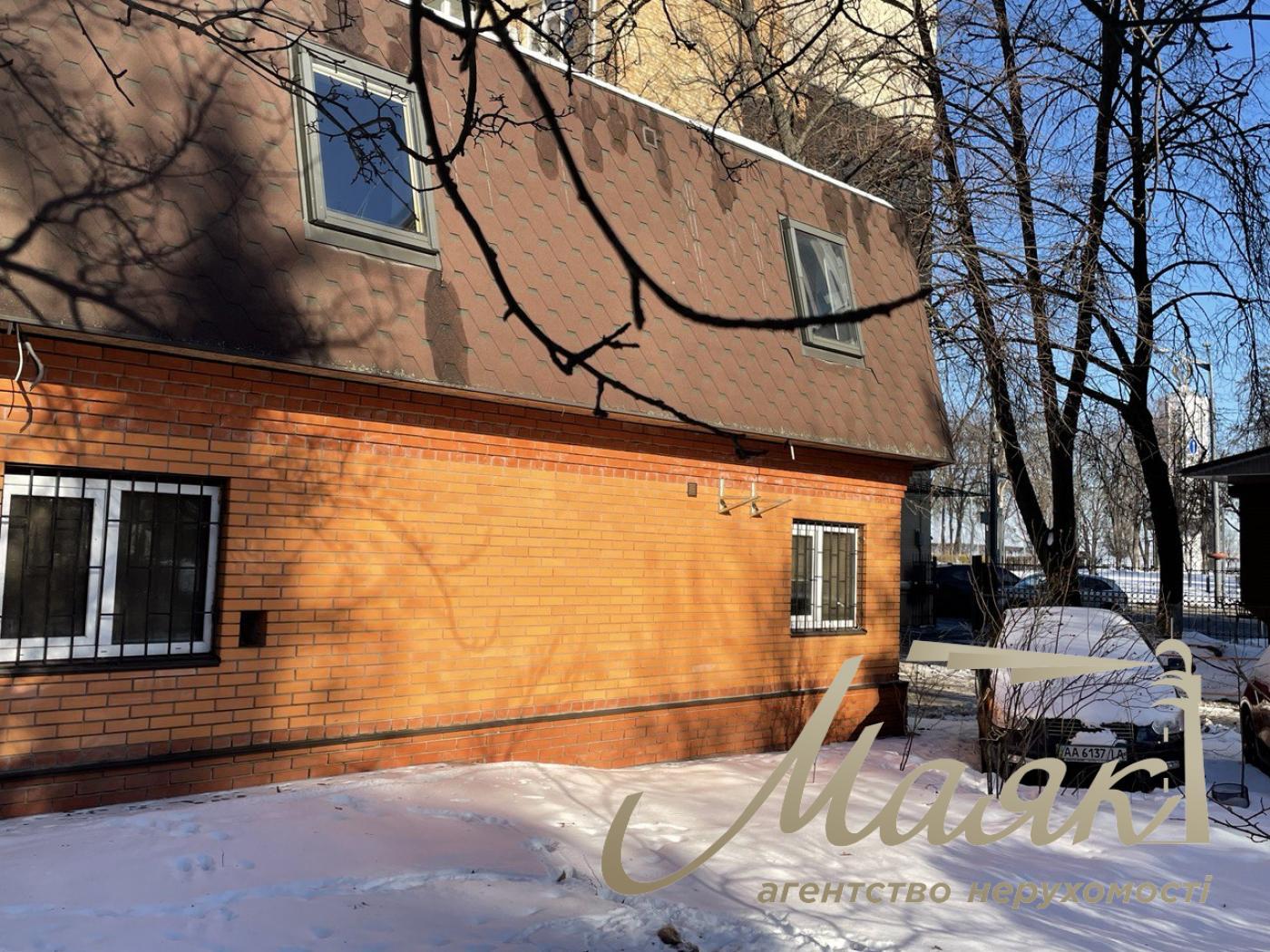Sale of OSZ opposite the Slavy Park, Lavrskaya St., 8, 100 sq.m.