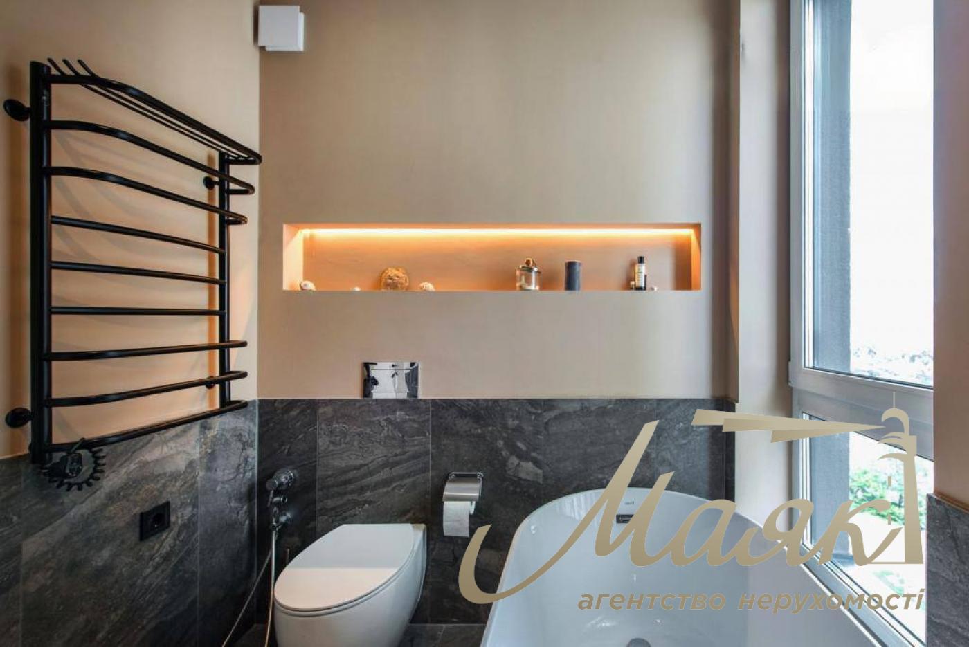 Продаж видової 4-х кімнатної квартири, 113 м2 в ЖК Славутич Зарічний