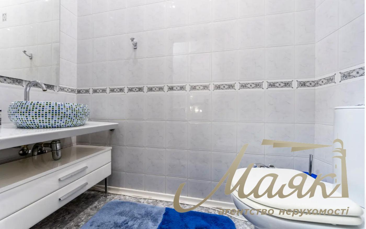 Оренда 2-х поверхового будинку 631м2, Голосіївський район