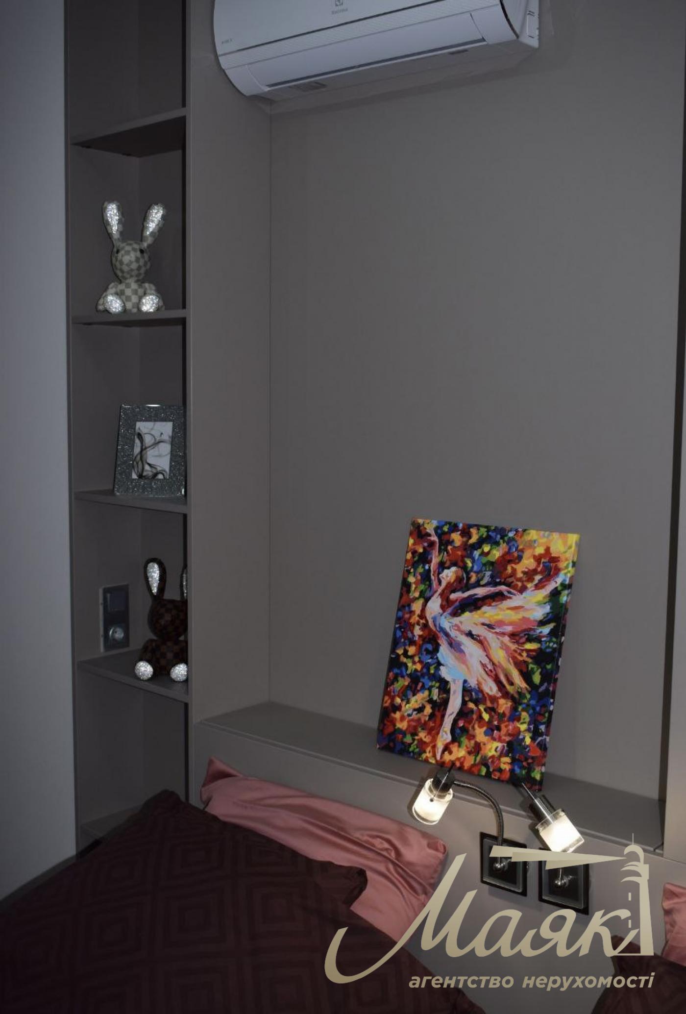 Продаж 1-к квартири 70М2 Бойчука Михайла вулиця 41 ЖК "Новопечерська Вежа"