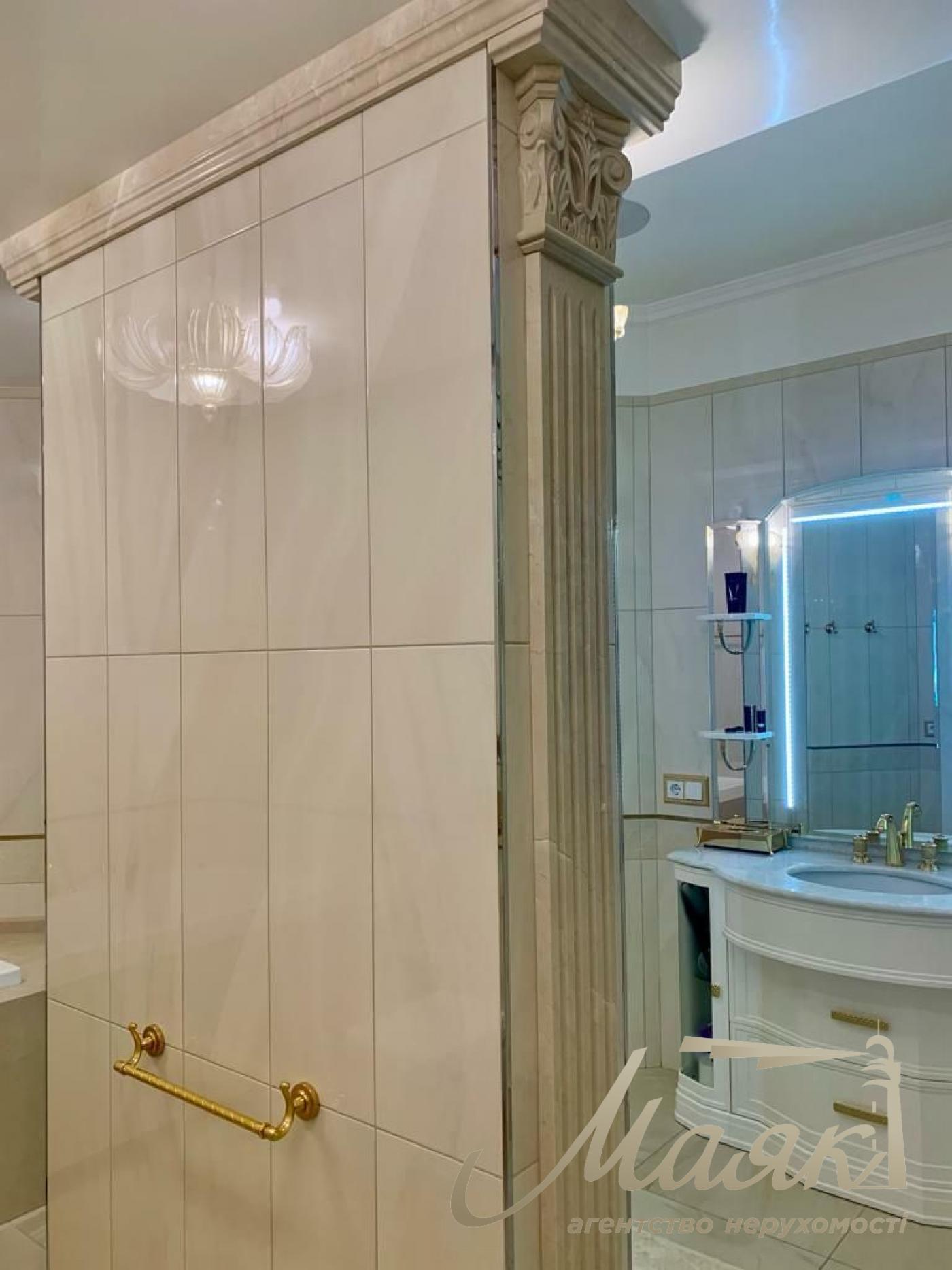 Продаж 4к квартири бульвар Лесі Українки, Печерськ