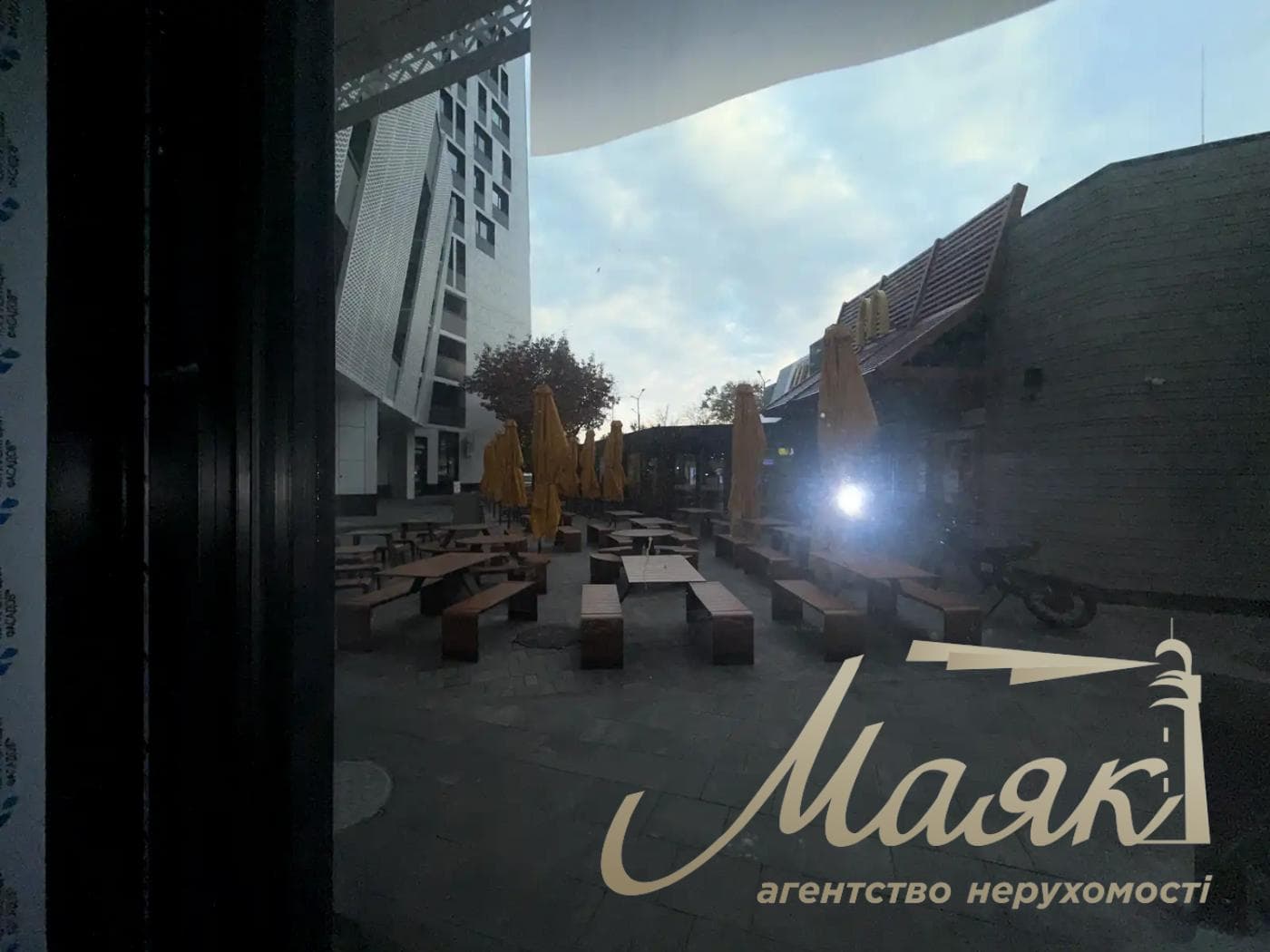 ЖК Manhattan | Комерційне приміщення площею 170 м²