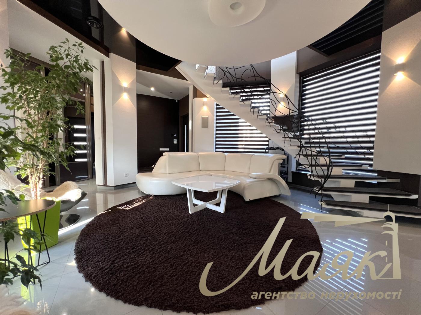 Оренда будинку 220м², Сірецький Гай, стм. Сірець, Шевченківський район, Київ