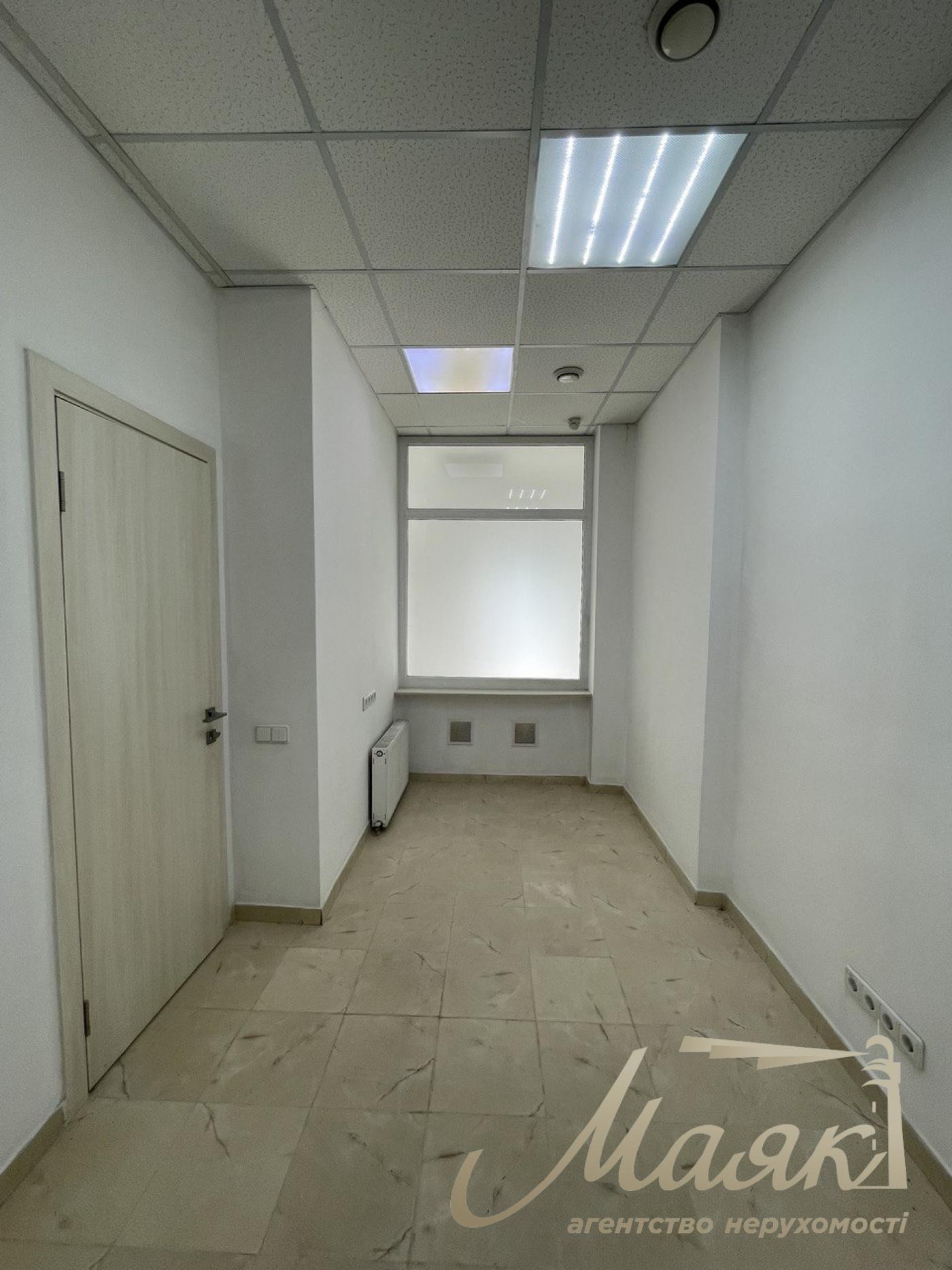 Rent of facade premises 75 sq.m, Antonovycha st. 157. Center. Kyiv