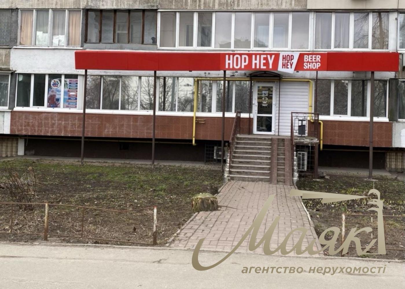 Sale of facade premises 76m2, in the center of Kyiv, Lipkovskogo st., 27/5.