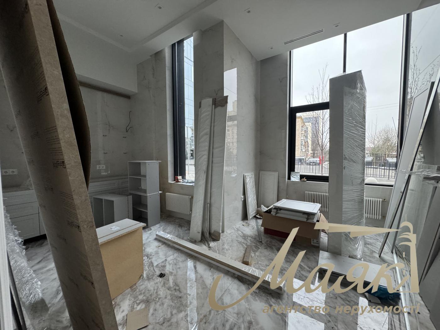 Clinic for sale in LCD French Quarter 2, Predslavynska street, Center, Kiev