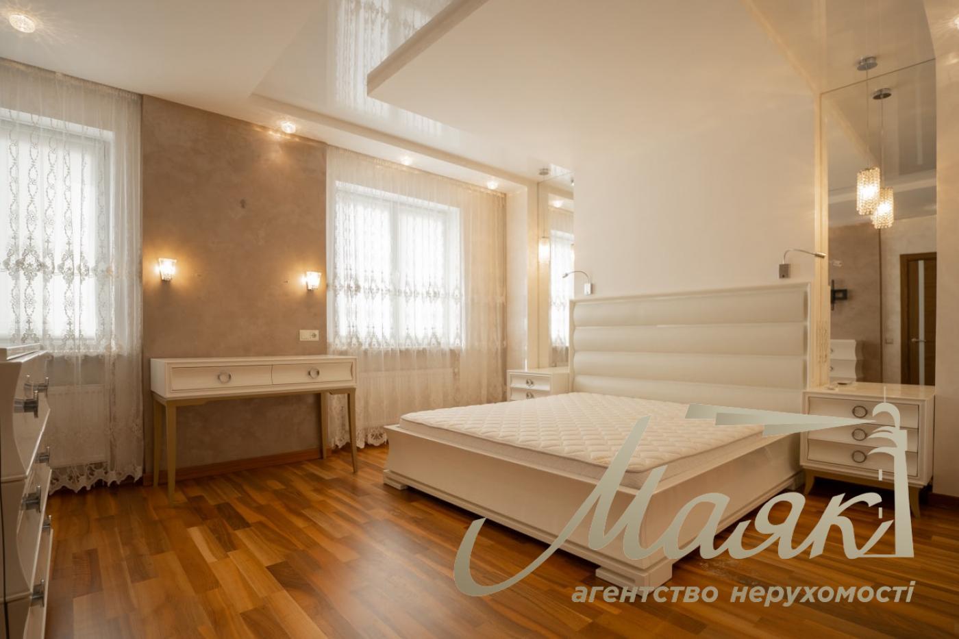 Продаж будинку/таунхауса 200м2 Оболонь, Київ