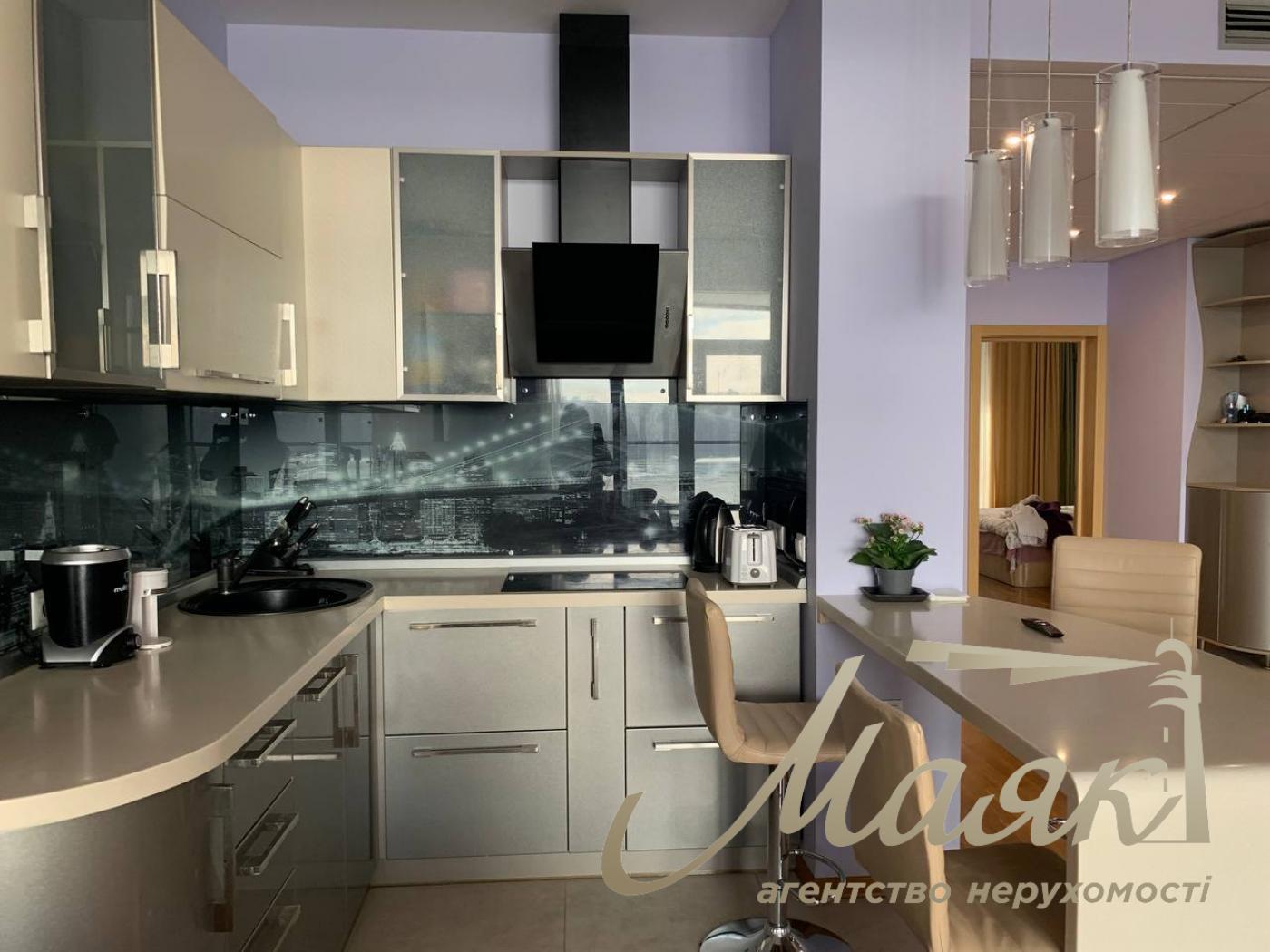 Продаж 3к видової квартири ЖК Рів'єра Ріверсайд, Лівобережна