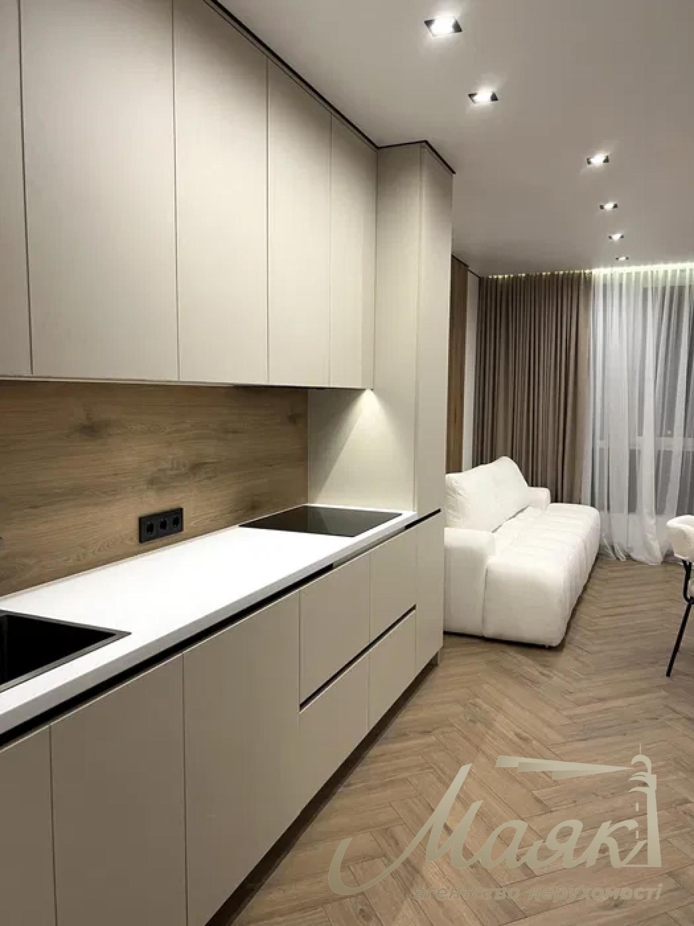 Продажа 2-комнатной квартиры ЖК Варшаский 3, ул. Змиенко