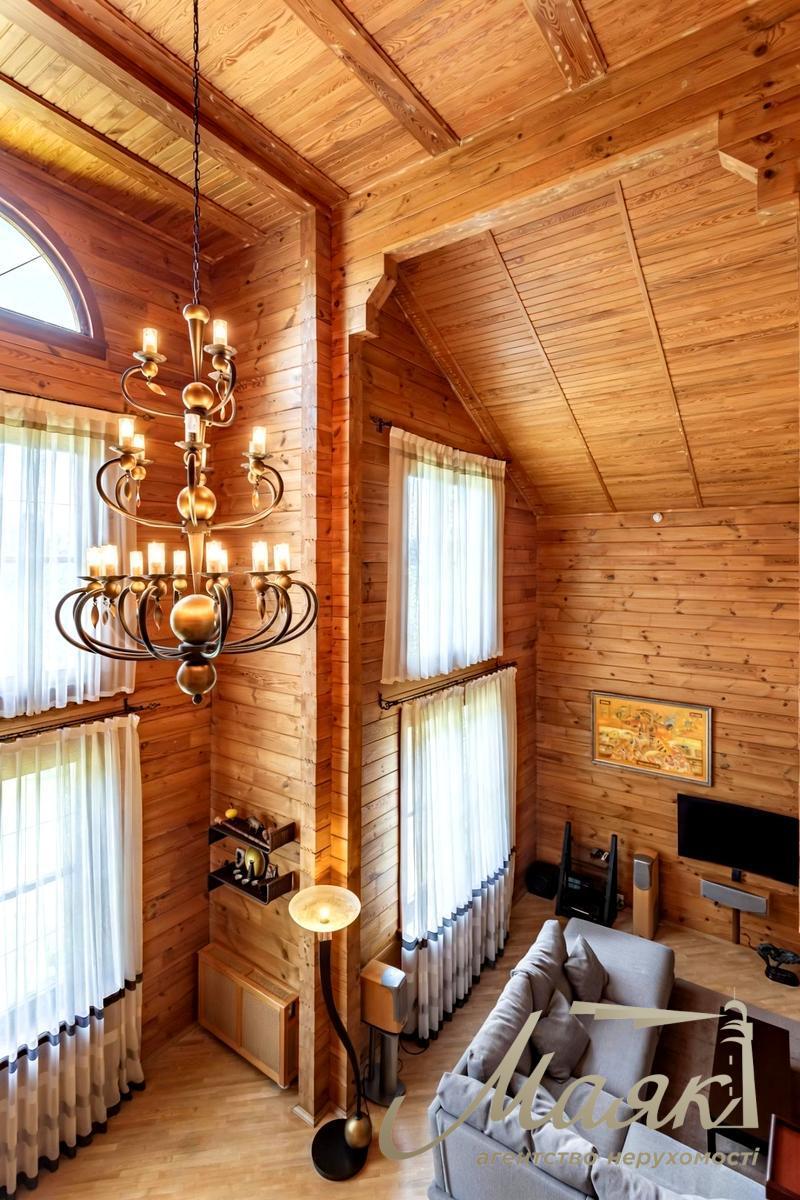 Оренда будинку 250м2 в с. Романків вул. Центральна