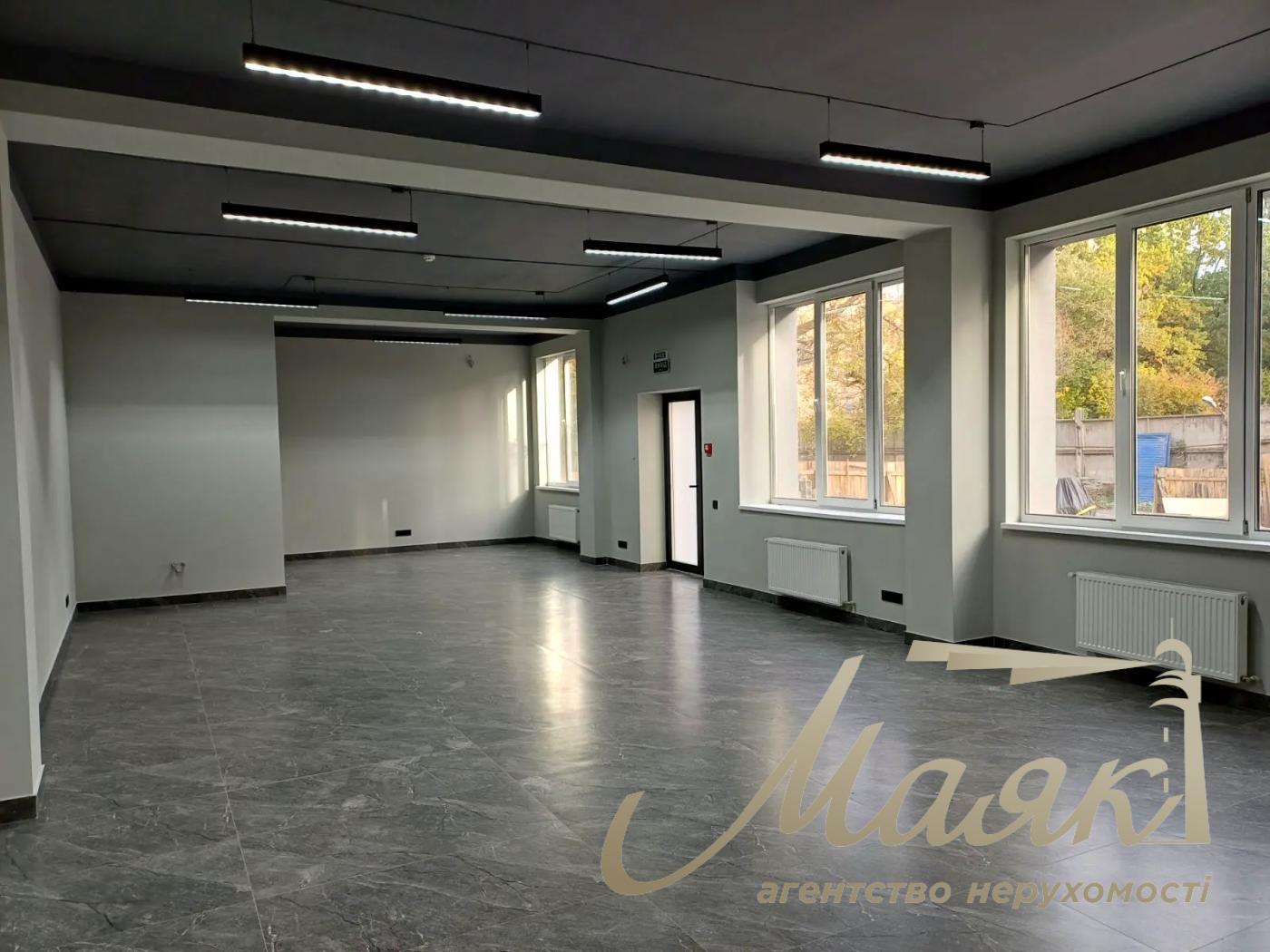 Оренда офісу 940м2 по вул.Преображанська 25, Солом'янський район.