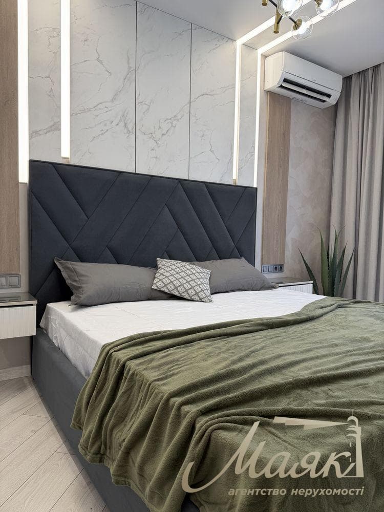 Продаж 4-кімнатної квартири площею 105 м² у ЖК «Французький квартал 2», Печерський район, Либедська
